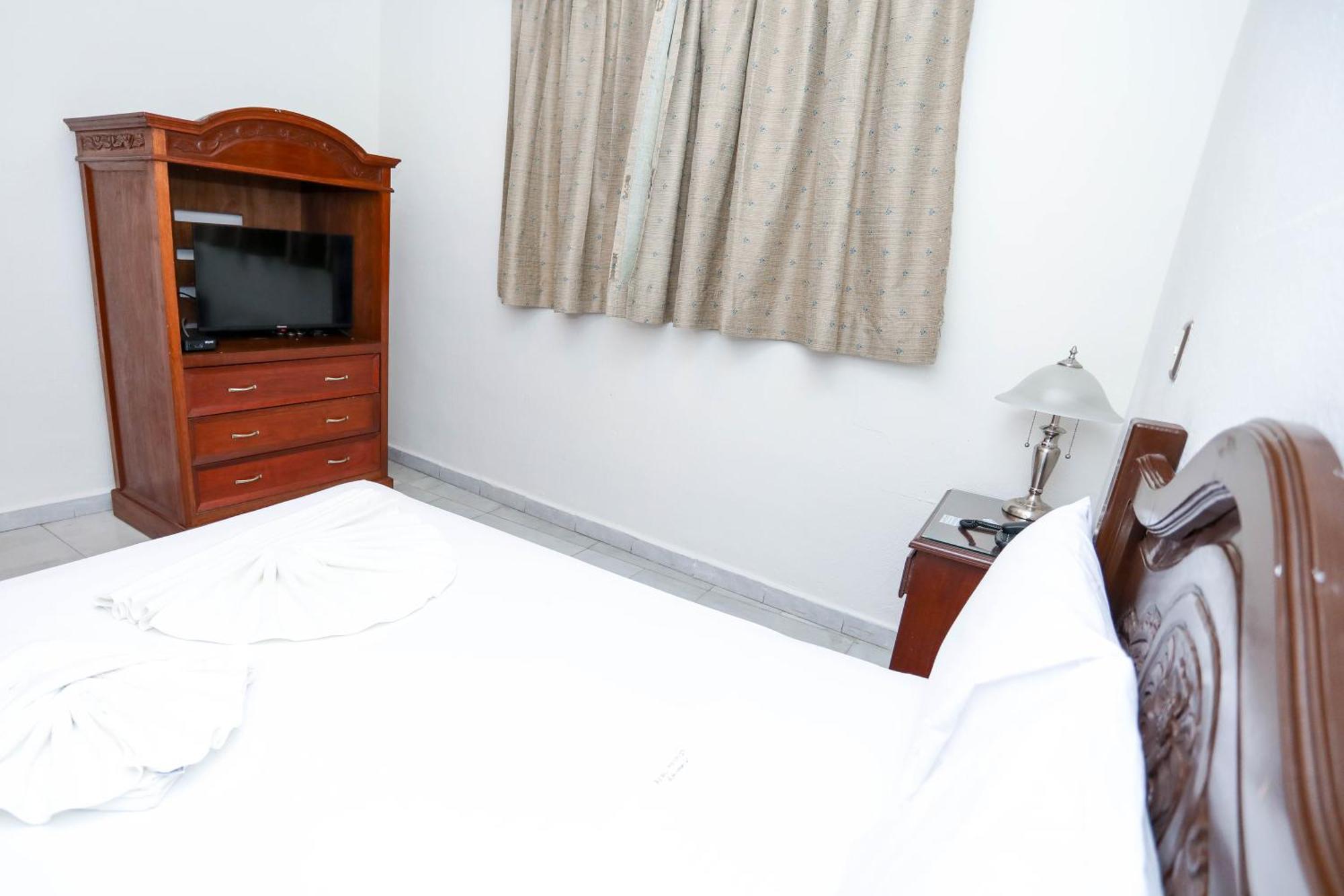 Hotel Avenida Cancun Ngoại thất bức ảnh