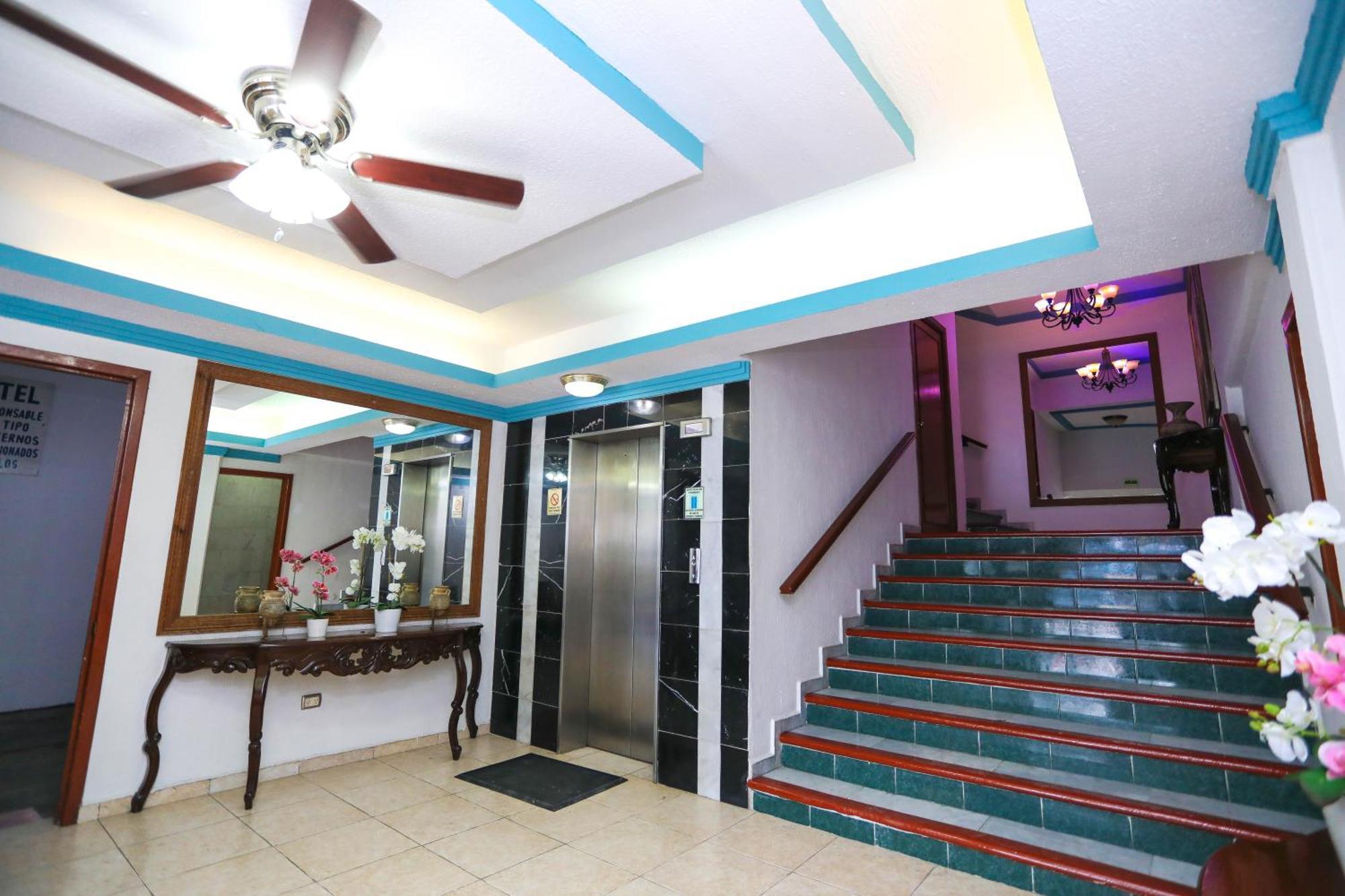 Hotel Avenida Cancun Ngoại thất bức ảnh